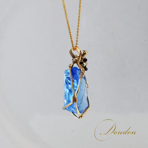 アンダラクリスタル サファイアブルー14kgfペンダントトップ［sa3248