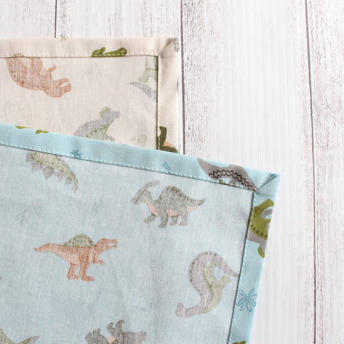 【order】ランチョンマット　恐竜　カラフル　入園入学　オーダー　名入れ order】ランチョンマット 恐竜 カラフル 入園入学 オーダー 名