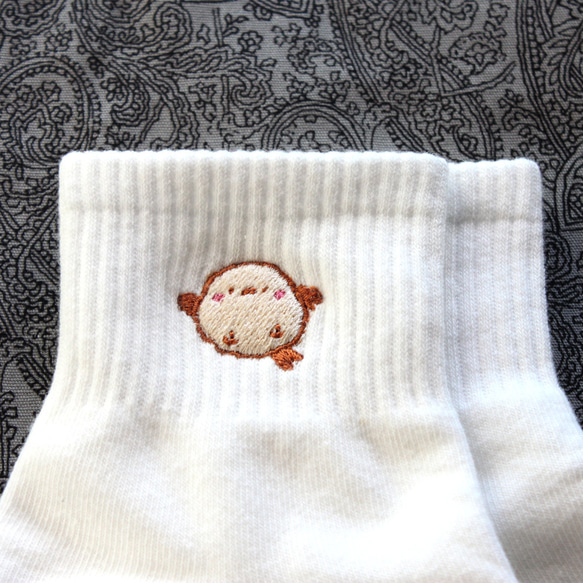 レディース アンクルソックス 靴下 ワンポイント シマエナガ 刺しゅう　フリーサイズ 1枚目の画像