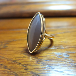FRAMEWORK 欖尖形鍍金戒指 灰縝瑪瑙 第3張的照片