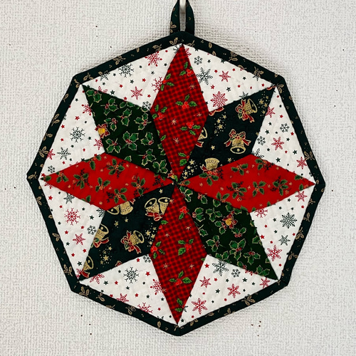パッチワークキルトのクリスマスタペストリー(大・緑) その他