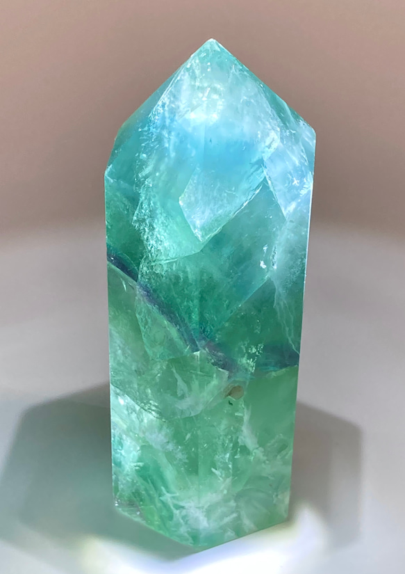 エンジェルフェザー✨　万華鏡　フローライト　マルチカラー　蛍石　ポイント　原石 エンジェルフェザー 万華鏡 フローライト マルチカラー 蛍石