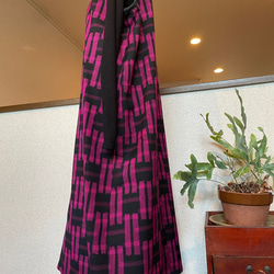 秋冬春　ウール着物リメイクワンピース　ロングシーズン活躍　ジャンパースカート　黒ピンク 3枚目の画像