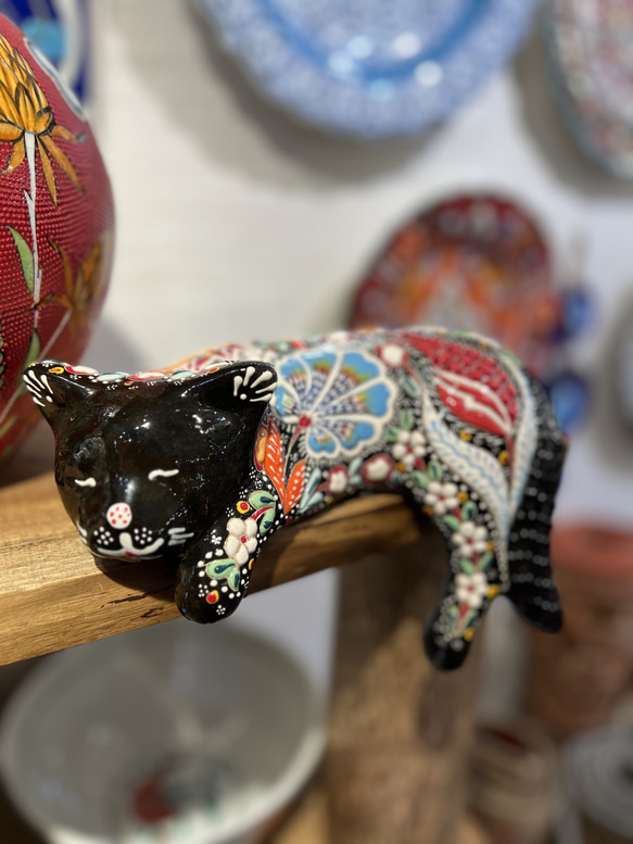 トルコハンドメイドセラミック花柄 猫型オーナメント - メルカリ