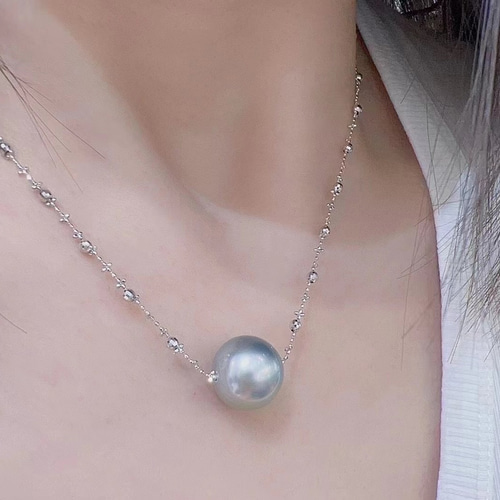 高級】タヒチ黒蝶真珠 一粒ネックレスk18 ネックレス・ペンダント 