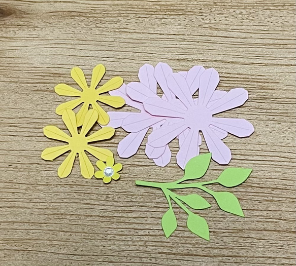 ☆ラインストーンver☆立体ガーベラ☆選べるお色のお花フレーク作成セット☆ 5枚目の画像