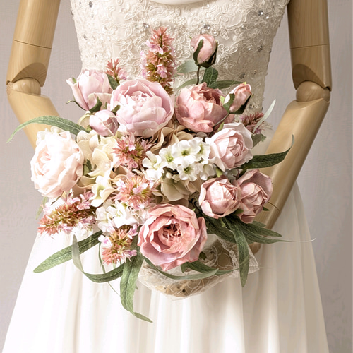 ❤️苺とお花飾り付きアンブレラ★インテリアブーケ★ウェディング★姫系★結婚式★ ウエディングブーケ(ふんわりピンク)ブートニアこみ世界で1つ貴女だけ