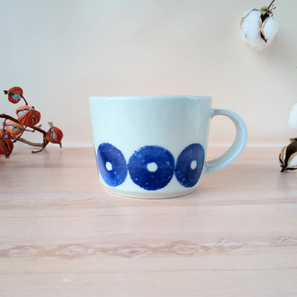 ドーナツにレンコン印判　マグカップ　　縁起物　カフェ　コーヒーカップ 1枚目の画像