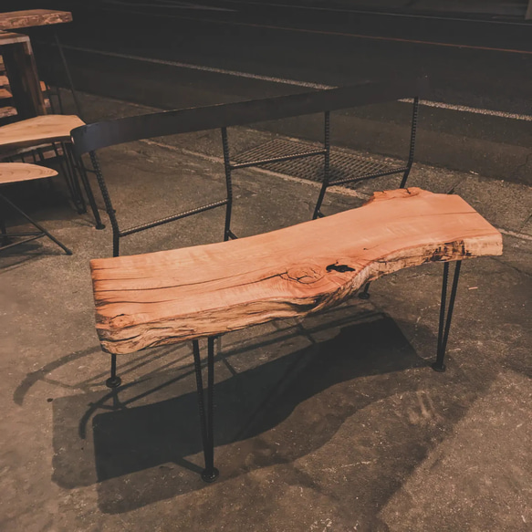 送料込み。一点ものシリーズ 栗の木の一枚板ベンチ ソファ・ベンチ RIN  