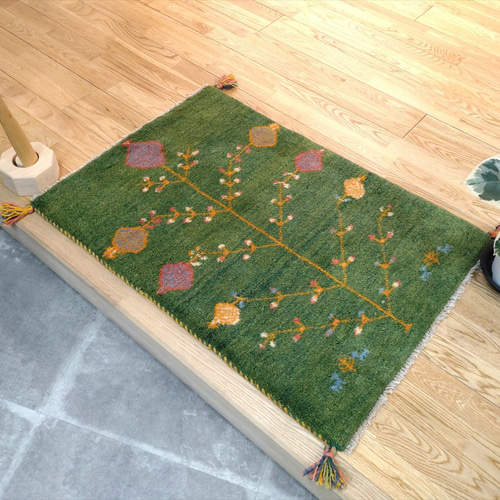 秋の目玉品】ペルシャ ギャッベ 玄関マット 87x60cm 緑 ザクロの木 実