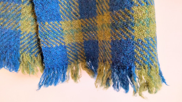 手織りマフラー 羊毛(ウール)100% スコットランドラムウール ピーコックブロックチェック 5枚目の画像