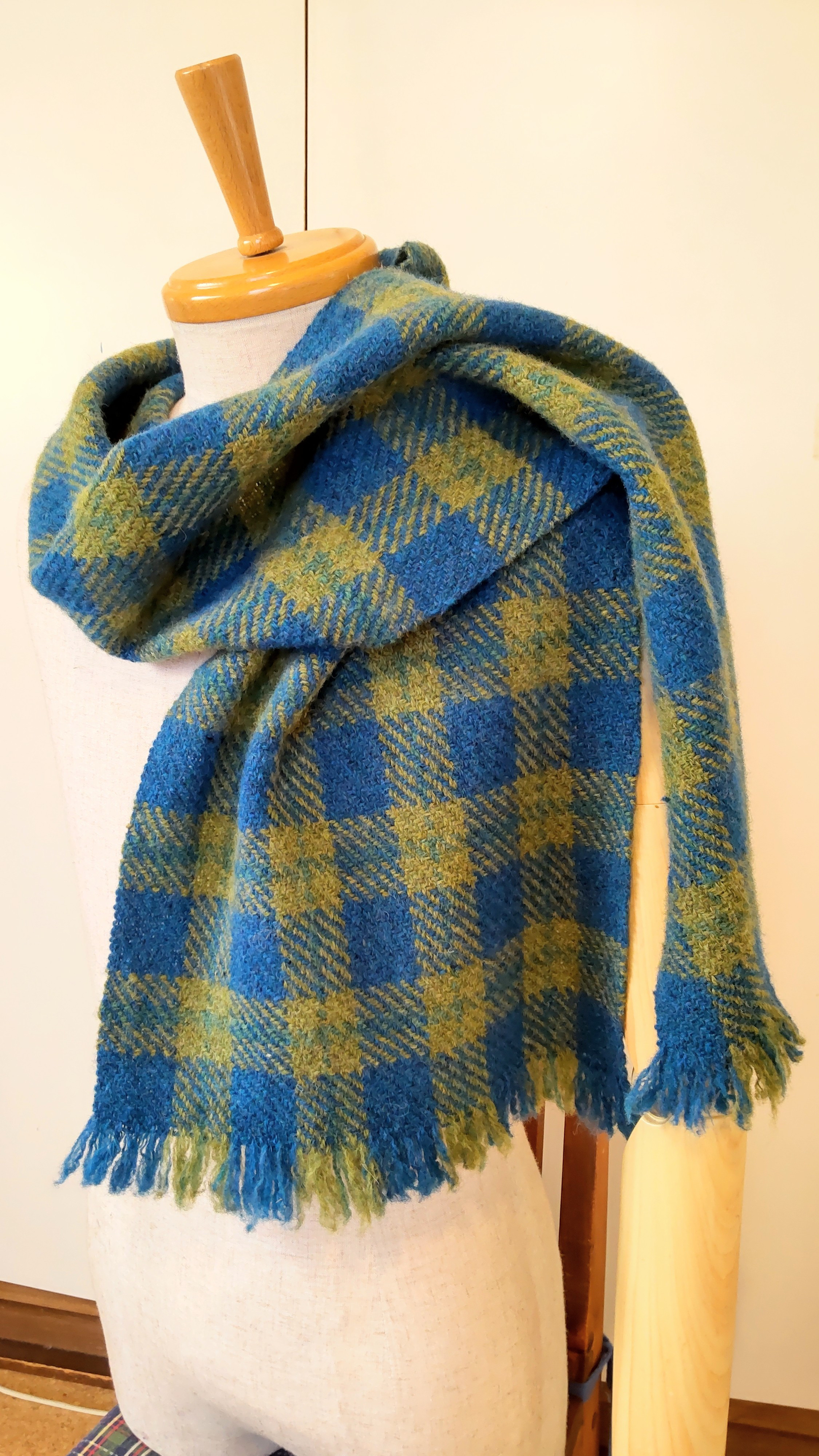 手織りマフラー 羊毛(ウール)100% スコットランドラムウール ピーコックブロックチェック