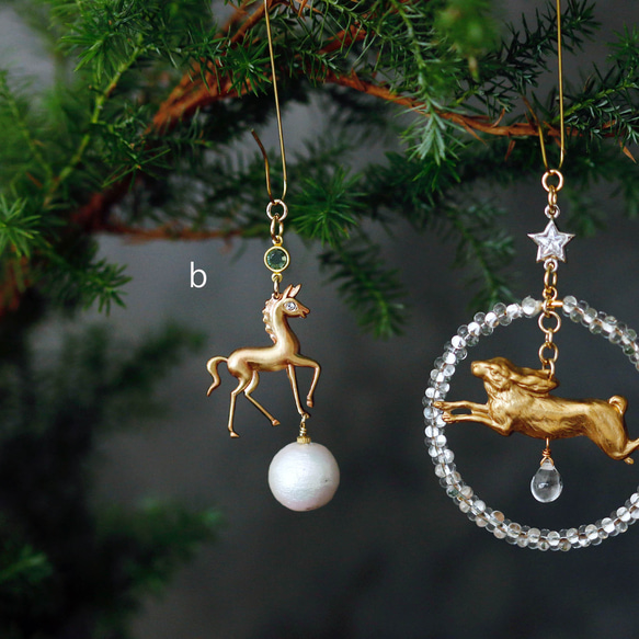 復古聖誕裝飾：兔子和小馬 第3張的照片