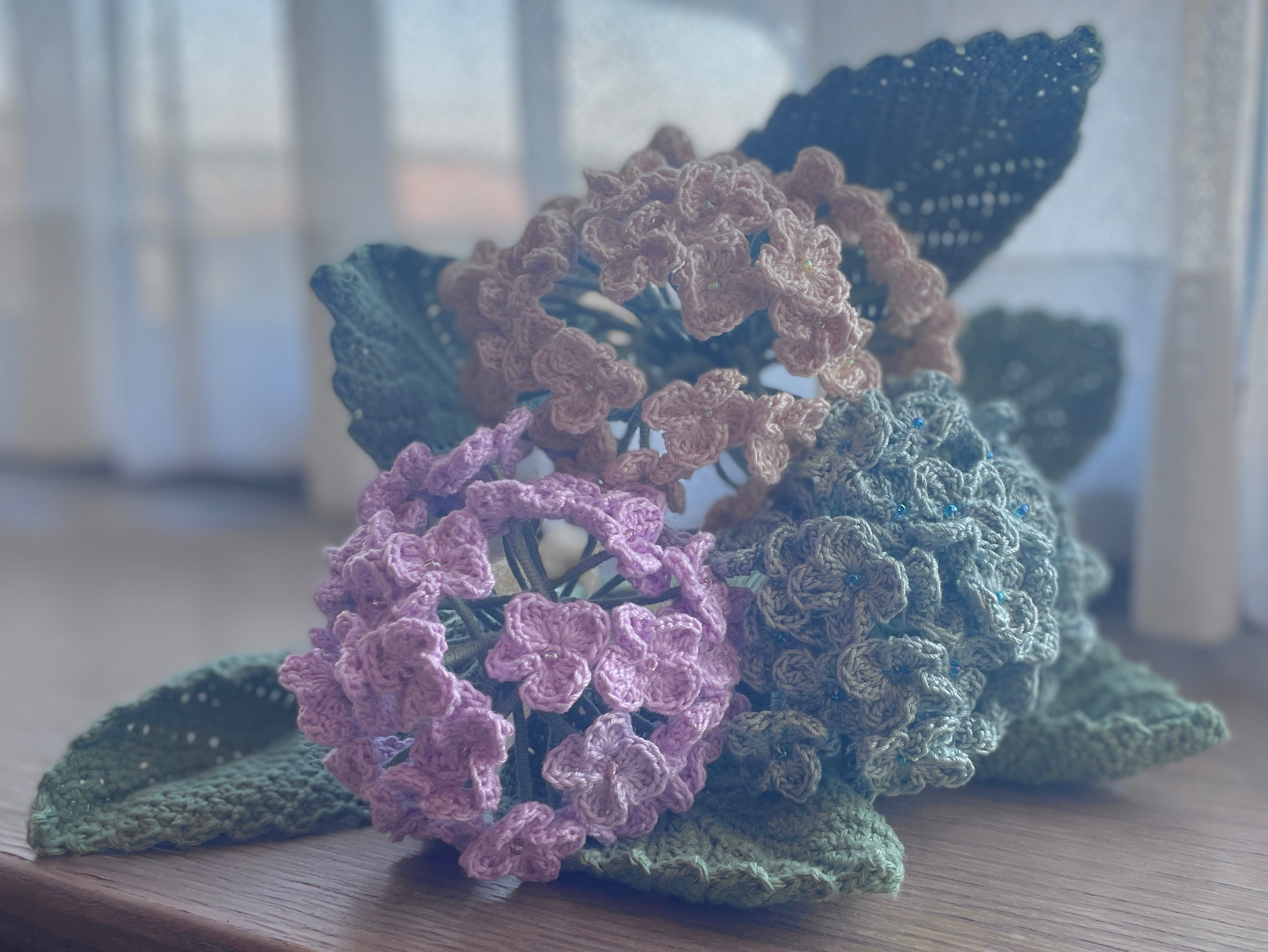 ハンドメイド　梅雨の置物　紫陽花　編みぐるみ　かぎ針編み　インテリア ハンドメイド 梅雨の置物 紫陽花 編みぐるみ かぎ針編み