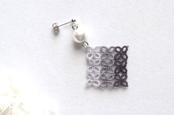 【訂做】方形圖案梭織蕾絲棉質珍珠耳環（灰色） 第3張的照片