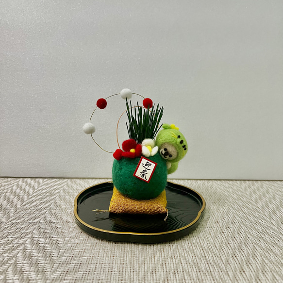 お正月飾り】【お正月】羊毛フェルトで作った苔玉お正月飾り