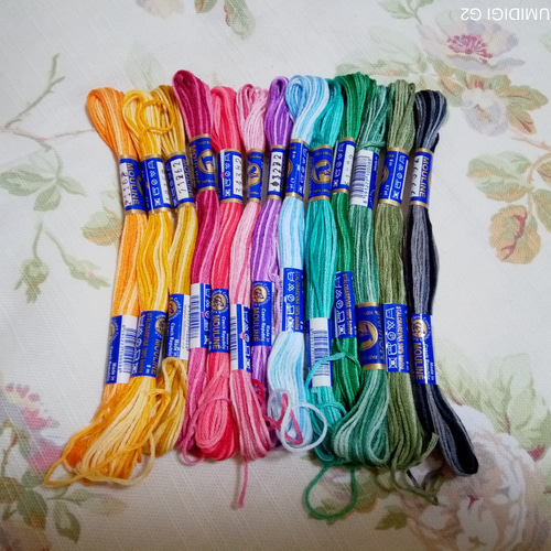 ラスト！なみ縫いバンザイ刺繍糸 在庫処分13色セット 糸・ミシン糸 ち 