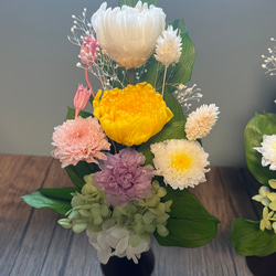 プリザーブドフラワー仏花　供花　花器付き　ブラック　小菊　デンファレ 3枚目の画像