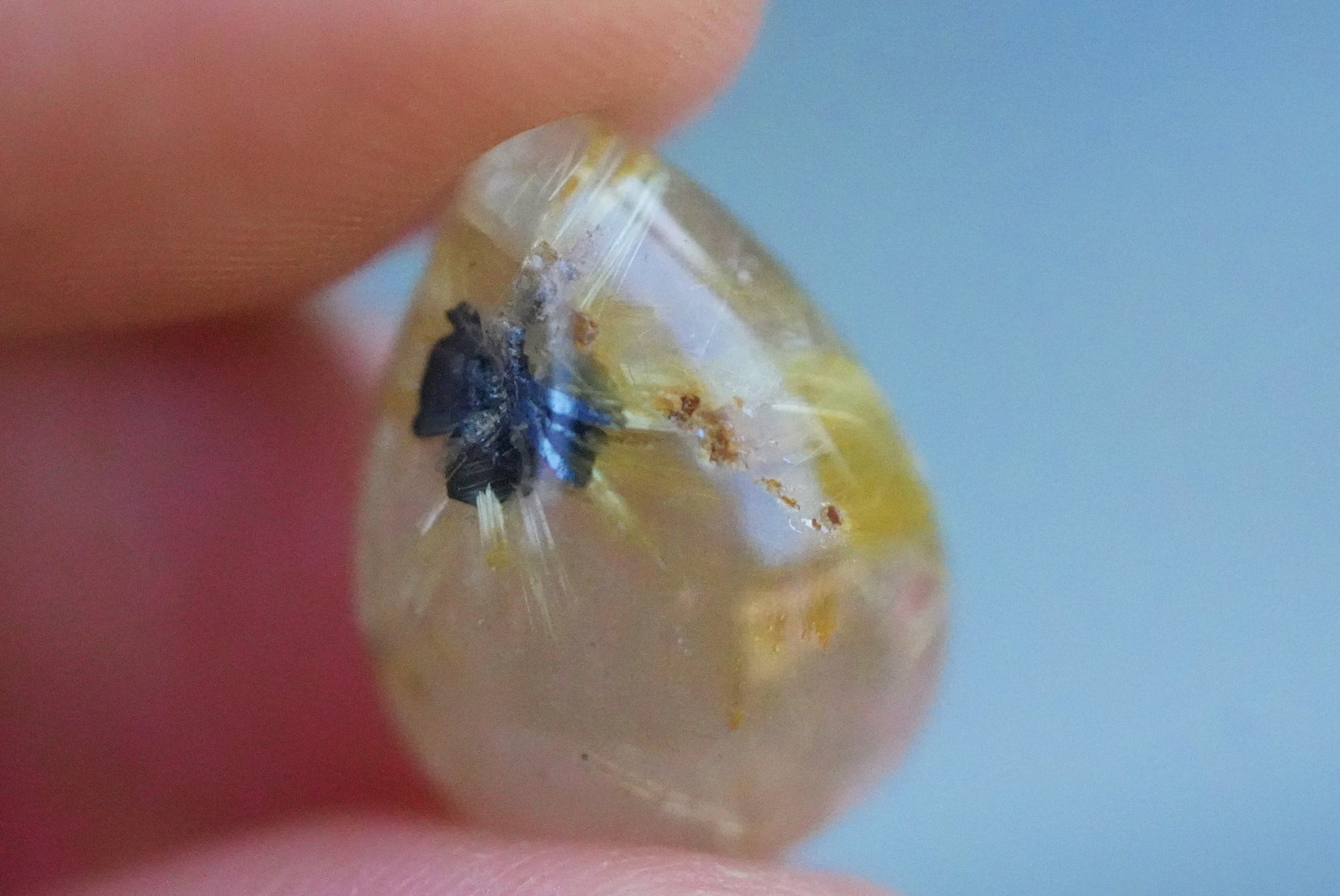 ゴールドルチルインクォーツ☆s1040 天然石 Funky garuda 天然石＊ラ