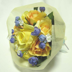 ミニ花束。トスブーケにも最適。高品質な造花使用。高品質なのに安い 3枚目の画像