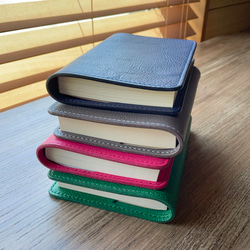 本革 ブックカバー のおすすめ人気通販｜Creema(クリーマ) 国内最大の