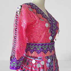 モン族の民族衣装 ブラウス・ラップスカート・前掛け・腰帯 ４点セット ピンク系 18枚目の画像