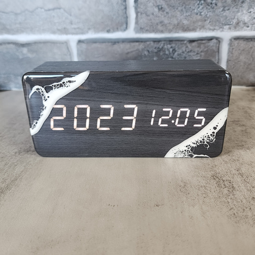 新作♦️モノトーン 波のアート時計、温度、日付 クロック clock