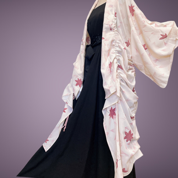ドレープ際立つ 着物ガウン 裾袖クシュ 絽  着物リメイク 和柄男女兼用 フリーサイズ Ｋ51005 7枚目の画像