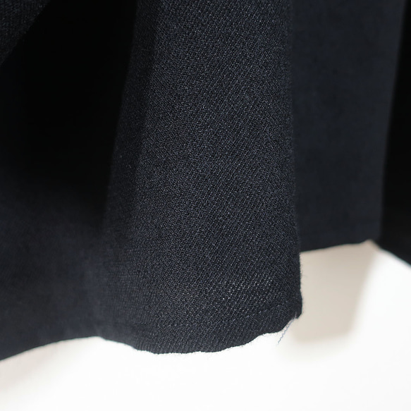 蓬鬆輕盈的羊毛感❣️寬鬆長袖套頭衫（最合一尺寸/黑色） 第14張的照片