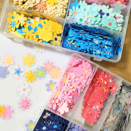 アルバム飾り　花束　オーダー受付中（＾_＾） ラミネート可 色紙 壁面 アルバム 飾り ～花束をどうぞ♪動物さんと