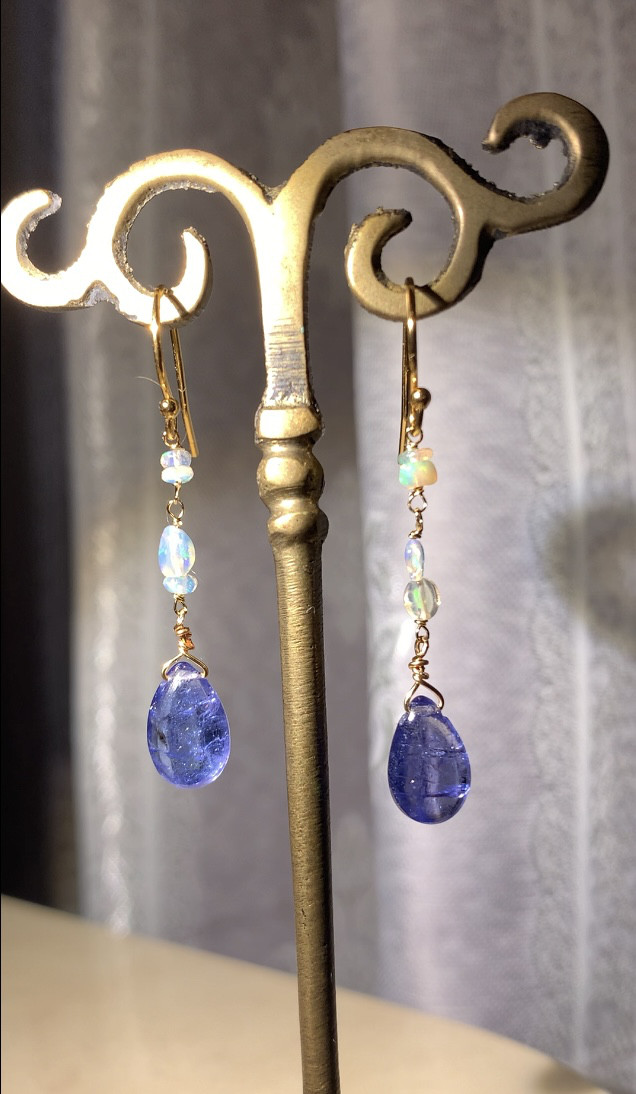 プレミアム天然石 星月夜のピアス 14kgf 7,742円