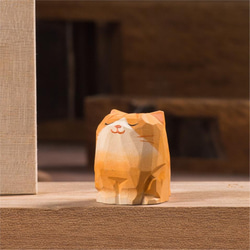 オレンジ猫、かわいい木彫り、デスクトップに配置 1枚目の画像