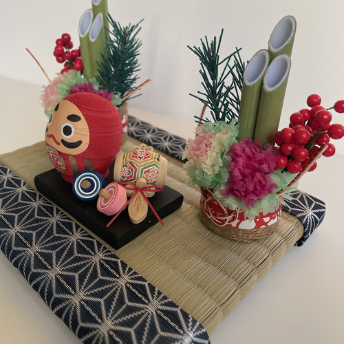 ☆愛と福を届けるダルマさん お正月ver.☆A 数量限定 お正月飾り 置物