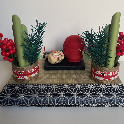 ☆愛と福を届けるダルマさん お正月ver.☆A 数量限定 お正月飾り 置物