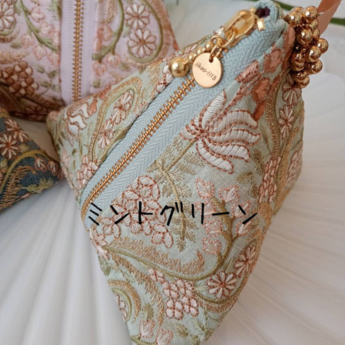 3color】360°どこから見ても可愛いインド刺繍のテトラポーチ