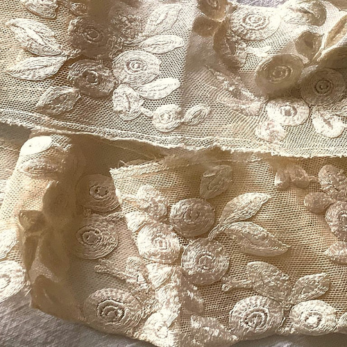 専用page〜✴︎フランスアンティーク チュールレース リボン