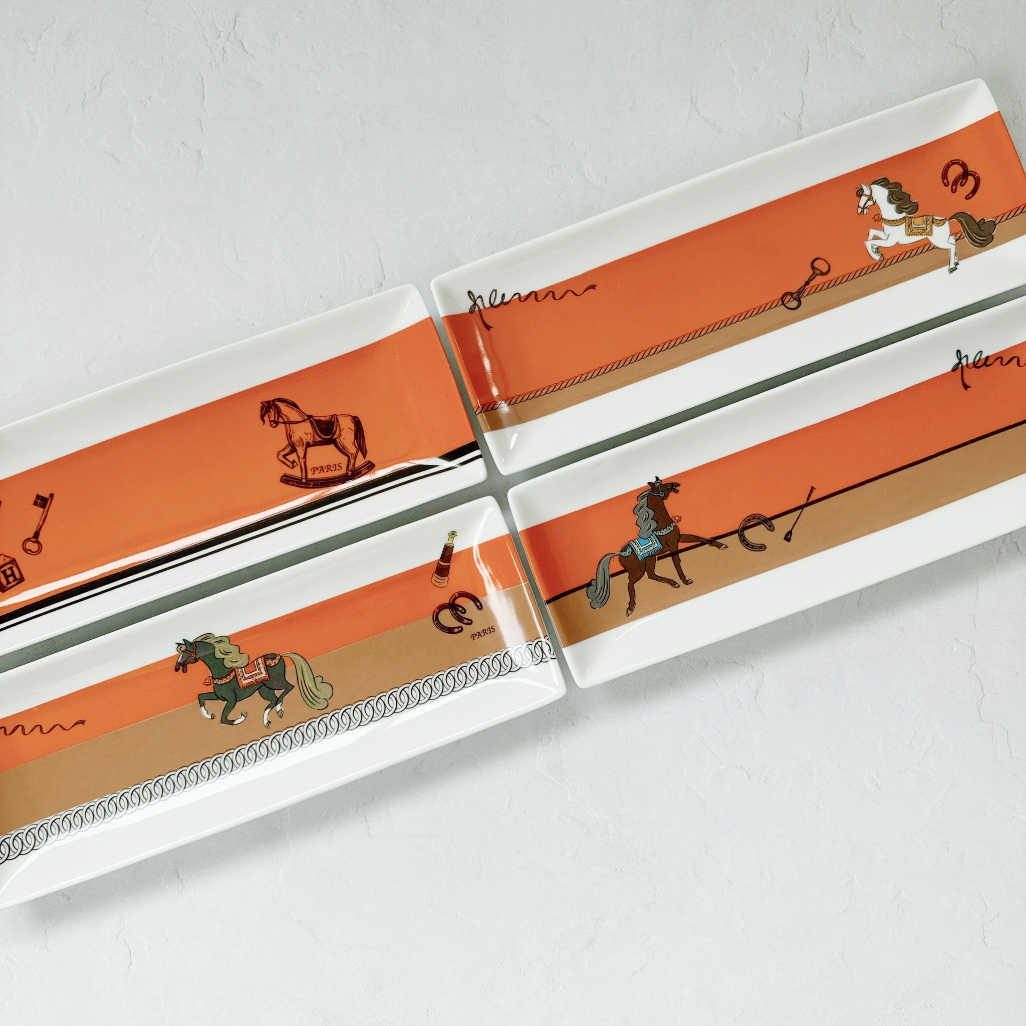 新品/未使用】ポーセラーツ/馬柄プレート6点セット 【公式通販】