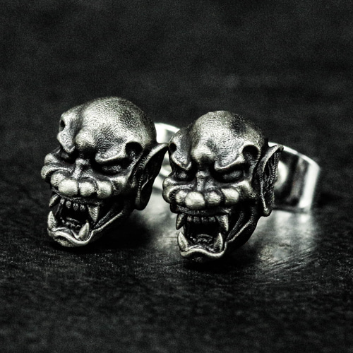 再販*ハンドメイド*シルバーブラック 大ぶり ピアス クリップ 般若のジュエリー - 知恵のシルバーピアス - 古代シルバージュエリー