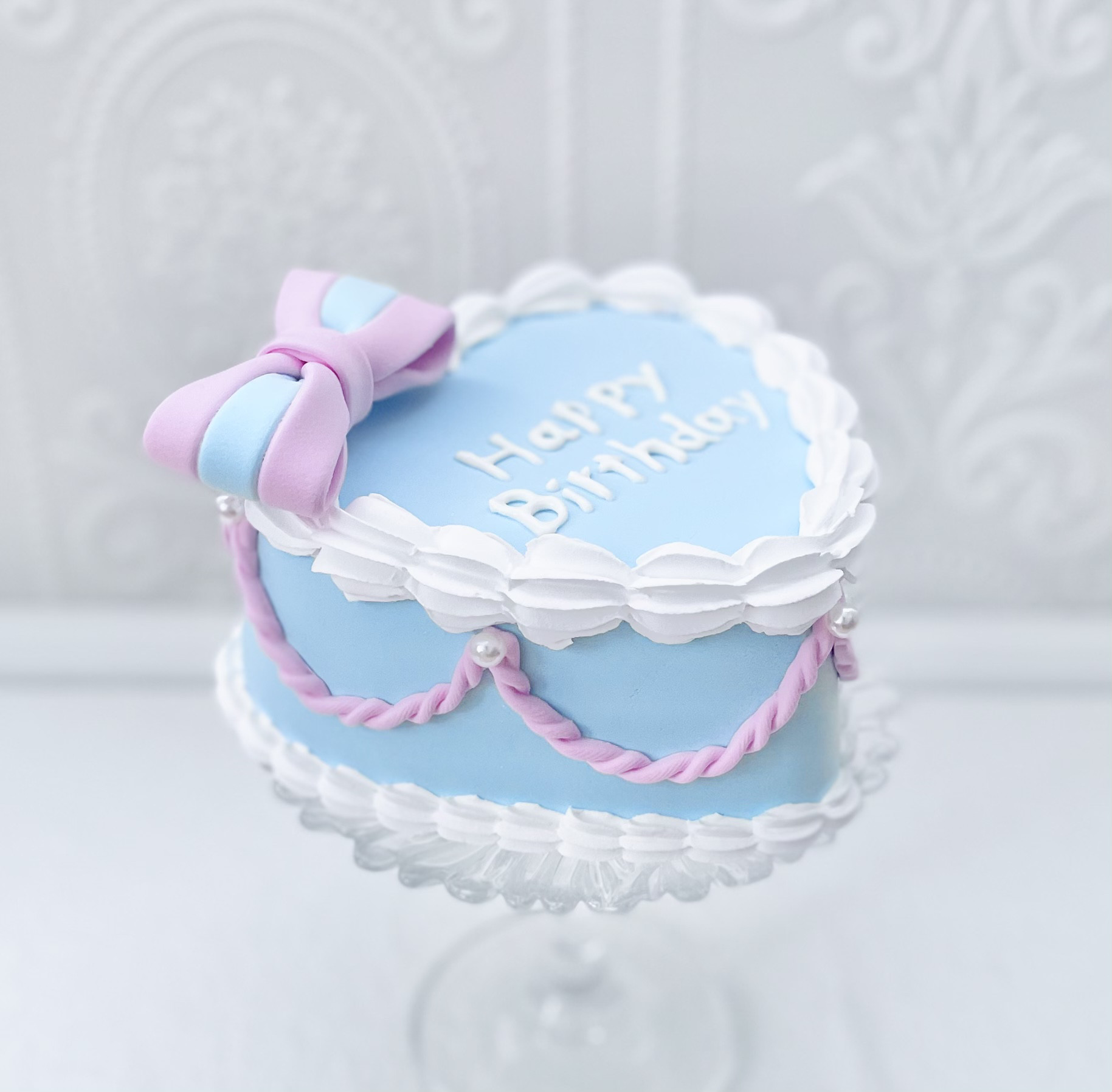 ハートのリボンクレイケーキ✳︎水色ピンク＊色変更可＊推しケーキ＊フェイクケーキ＊バースデー＊ウェディング