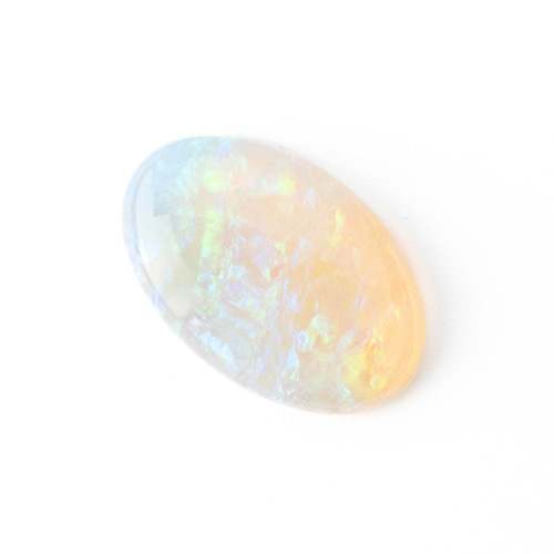 輝く虹色の遊色が美しい】オーストラリア産オパール 5.1ct 天然石 まる