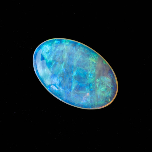 沖縄三線　人工オパールバチ　青紫の中に虹色が輝いてます 沖縄三線 人工オパールバチ 青紫の中に虹色が輝いてます - メルカリ