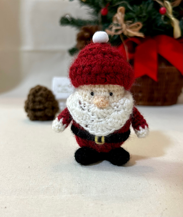 【限定一点販売】小さなサンタクロース 編みぐるみ クリスマス 3枚目の画像