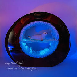 一つ限りの流木アート 流氷のゴマフアザラシ ジオラマ 流木 フィギュア インテリア レジン 置物 動物 アザラシ N3 2枚目の画像
