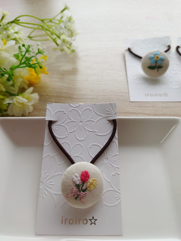 ミントカラー薔薇刺繍2.7センチくるみボタンヘアゴム2点セット 岩手】刺繍くるみボタンヘアゴム6個セット | collect market