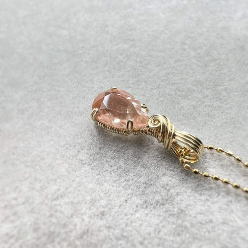 オレゴンサンストーン　ペンダントトップ　ワイヤーアート　ルース オレゴンサンストーンのペンダントトップ✨ワイヤーアクセサリー