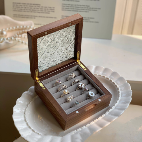 ヴィンテージスタイル!! コンパクト木製ケース 指輪・リングケース