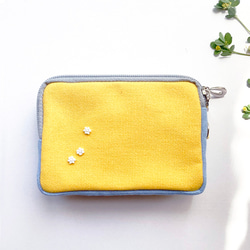 再販「体操パンダ」手刺繍。コスメポーチに。モバイルグッズ整理に 3枚目の画像