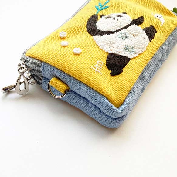 再販「体操パンダ」手刺繍。コスメポーチに。モバイルグッズ整理に 7枚目の画像