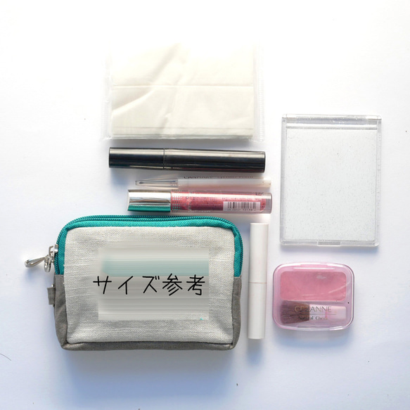 再販「釣りするネコ」手刺繍。コスメポーチに。モバイルグッズ整理に。 8枚目の画像