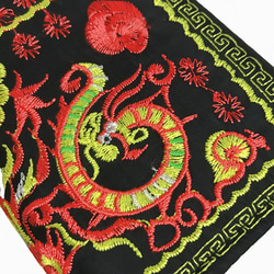 【年末年始セール500円引き】 ベトナムの民族雑貨 刺繍長財布 龍 ドラゴン 2024年干支 4枚目の画像